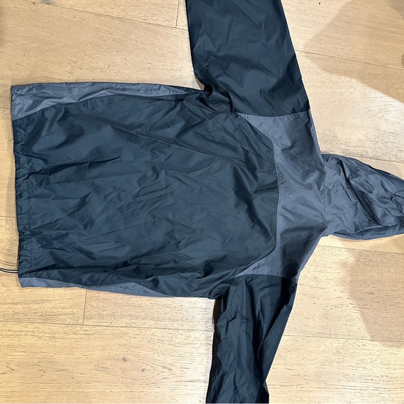 Columbia Jacket - Picture 2 of 3